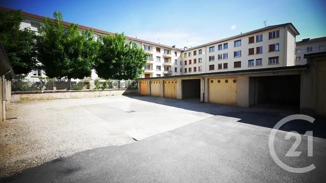 Appartement F4 à vendre - 3 pièces - 67.0 m2 - BOURG EN BRESSE - 01 - RHONE-ALPES - Century 21 Agence Immobilière Du Centre Appartement F4 à vendre - 3 pièces - 67.0 m2 - BOURG EN BRESSE - 01 - RHONE-ALPES - Century 21 Agence Immobilière Du Centre