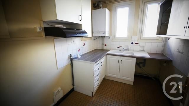 Appartement F4 à vendre - 3 pièces - 67.0 m2 - BOURG EN BRESSE - 01 - RHONE-ALPES - Century 21 Agence Immobilière Du Centre Appartement F4 à vendre - 3 pièces - 67.0 m2 - BOURG EN BRESSE - 01 - RHONE-ALPES - Century 21 Agence Immobilière Du Centre