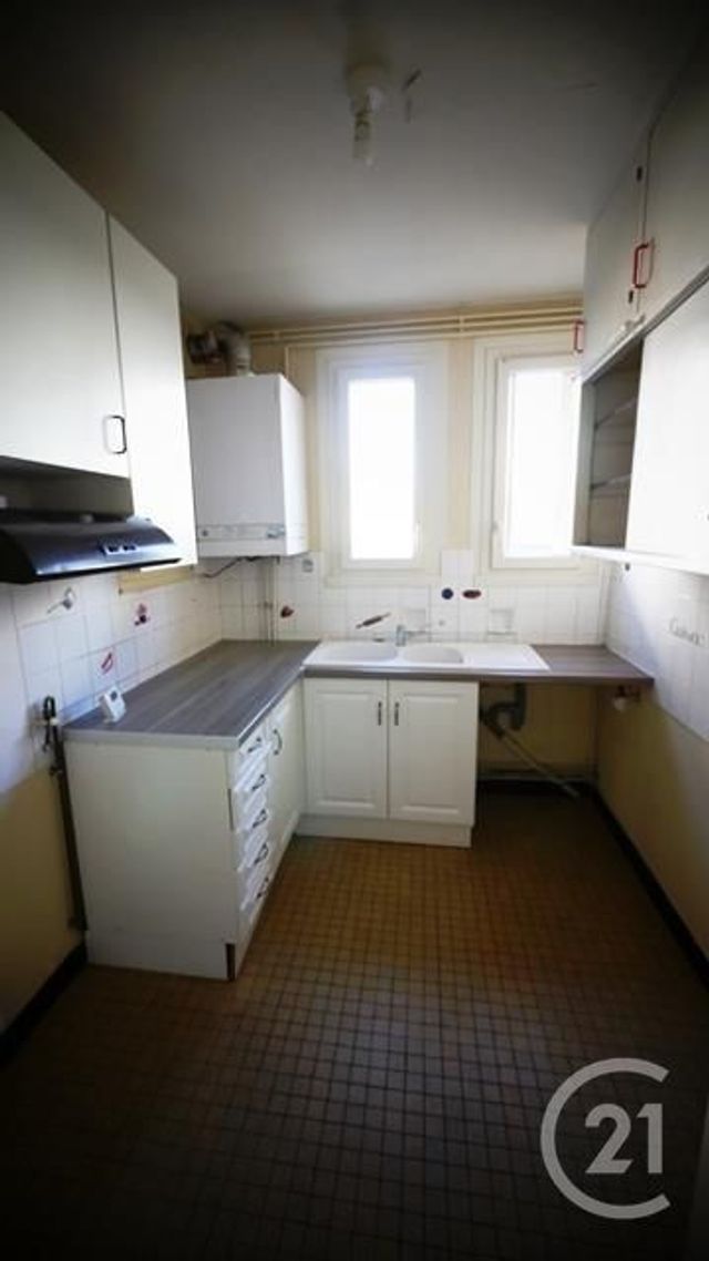 Appartement F4 à vendre - 3 pièces - 67.0 m2 - BOURG EN BRESSE - 01 - RHONE-ALPES - Century 21 Agence Immobilière Du Centre Appartement F4 à vendre - 3 pièces - 67.0 m2 - BOURG EN BRESSE - 01 - RHONE-ALPES - Century 21 Agence Immobilière Du Centre