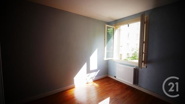 Appartement F4 à vendre - 3 pièces - 67.0 m2 - BOURG EN BRESSE - 01 - RHONE-ALPES - Century 21 Agence Immobilière Du Centre Appartement F4 à vendre - 3 pièces - 67.0 m2 - BOURG EN BRESSE - 01 - RHONE-ALPES - Century 21 Agence Immobilière Du Centre