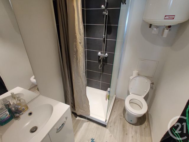 Appartement F1 à vendre - 1 pièce - 30.65 m2 - BOURG EN BRESSE - 01 - RHONE-ALPES - Century 21 Agence Immobilière Du Centre Appartement F1 à vendre - 1 pièce - 30.65 m2 - BOURG EN BRESSE - 01 - RHONE-ALPES - Century 21 Agence Immobilière Du Centre