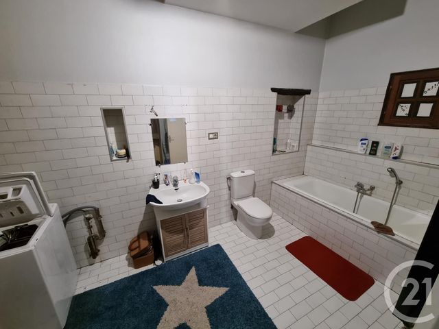 Afficher la photo en grand Appartement F3 à vendre - 3 pièces - 98.73 m2 - BOURG EN BRESSE - 01 - RHONE-ALPES - Century 21 Agence Immobilière Du Centre