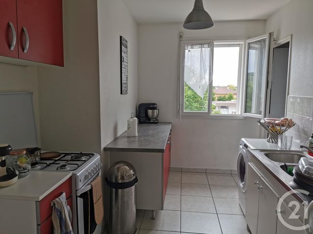 Afficher la photo en grand Appartement F3 à vendre - 3 pièces - 70.65 m2 - BOURG EN BRESSE - 01 - RHONE-ALPES - Century 21 Agence Immobilière Du Centre