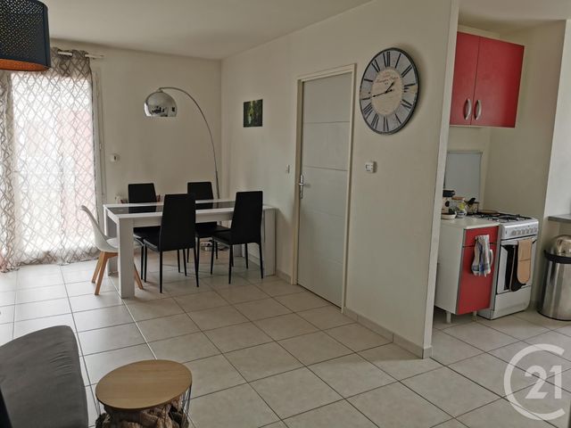 Afficher la photo en grand Appartement F3 à vendre - 3 pièces - 70.65 m2 - BOURG EN BRESSE - 01 - RHONE-ALPES - Century 21 Agence Immobilière Du Centre