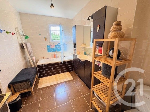 maison à vendre - 5 pièces - 120.0 m2 - VIRIAT - 01 - RHONE-ALPES - Century 21 Agence Immobilière Du Centre