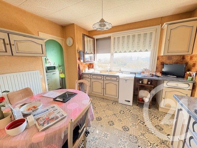 Appartement F5 à vendre - 5 pièces - 92.0 m2 - BOURG EN BRESSE - 01 - RHONE-ALPES - Century 21 Agence Immobilière Du Centre