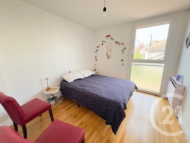 Appartement F4 à vendre - 4 pièces - 74.11 m2 - BOURG EN BRESSE - 01 - RHONE-ALPES - Century 21 Agence Immobilière Du Centre