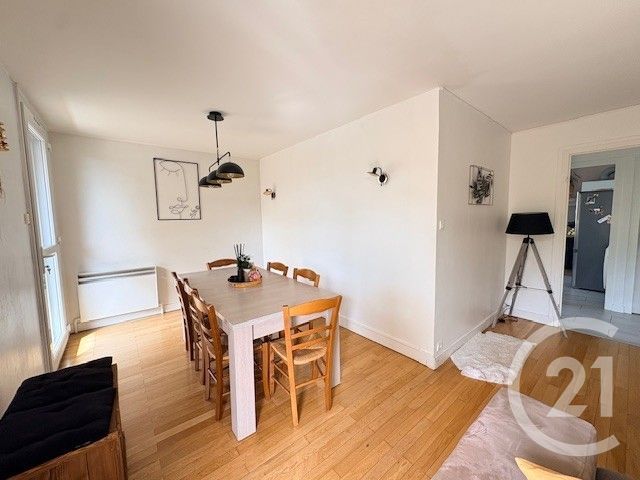 Appartement F4 à vendre - 4 pièces - 74.11 m2 - BOURG EN BRESSE - 01 - RHONE-ALPES - Century 21 Agence Immobilière Du Centre