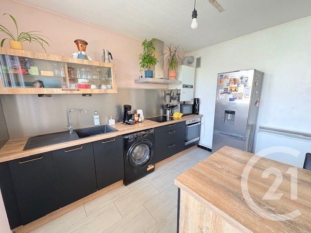 Appartement F4 à vendre - 4 pièces - 74.11 m2 - BOURG EN BRESSE - 01 - RHONE-ALPES - Century 21 Agence Immobilière Du Centre
