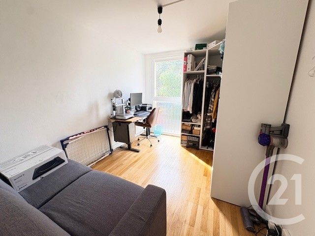 Appartement F4 à vendre - 4 pièces - 74.11 m2 - BOURG EN BRESSE - 01 - RHONE-ALPES - Century 21 Agence Immobilière Du Centre