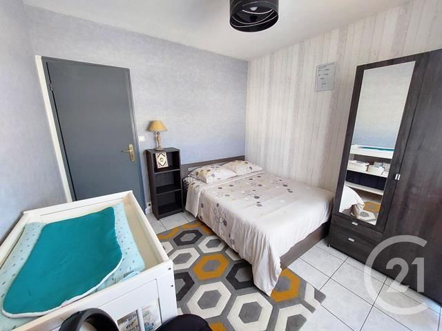 Afficher la photo en grand Appartement F4 à vendre - 4 pièces - 86.43 m2 - BOURG EN BRESSE - 01 - RHONE-ALPES - Century 21 Agence Immobilière Du Centre