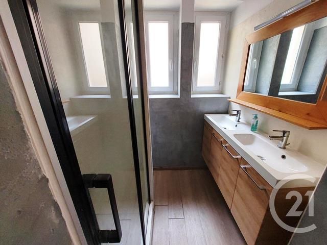 Afficher la photo en grand Appartement F3 à vendre - 3 pièces - 73.49 m2 - BOURG EN BRESSE - 01 - RHONE-ALPES - Century 21 Agence Immobilière Du Centre
