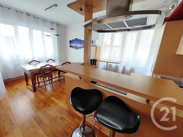 Afficher la photo en grand Appartement F3 à vendre - 3 pièces - 73.49 m2 - BOURG EN BRESSE - 01 - RHONE-ALPES - Century 21 Agence Immobilière Du Centre