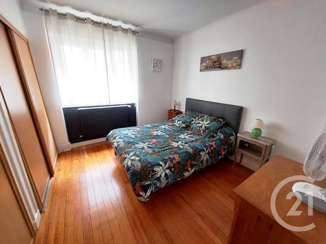 Afficher la photo en grand Appartement F3 à vendre - 3 pièces - 73.49 m2 - BOURG EN BRESSE - 01 - RHONE-ALPES - Century 21 Agence Immobilière Du Centre
