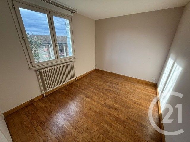 Appartement T4 à louer - 4 pièces - 75.4 m2 - BOURG EN BRESSE - 01 - RHONE-ALPES - Century 21 Agence Immobilière Du Centre