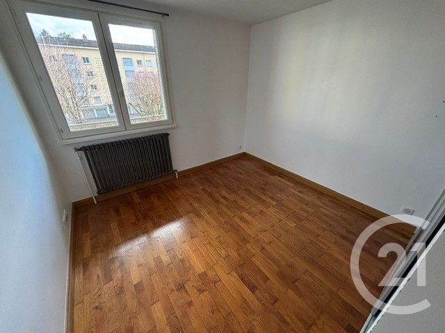Appartement T4 à louer - 4 pièces - 75.4 m2 - BOURG EN BRESSE - 01 - RHONE-ALPES - Century 21 Agence Immobilière Du Centre