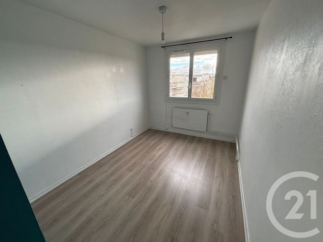 Appartement F4 à vendre - 5 pièces - 102.4 m2 - BOURG EN BRESSE - 01 - RHONE-ALPES - Century 21 Agence Immobilière Du Centre