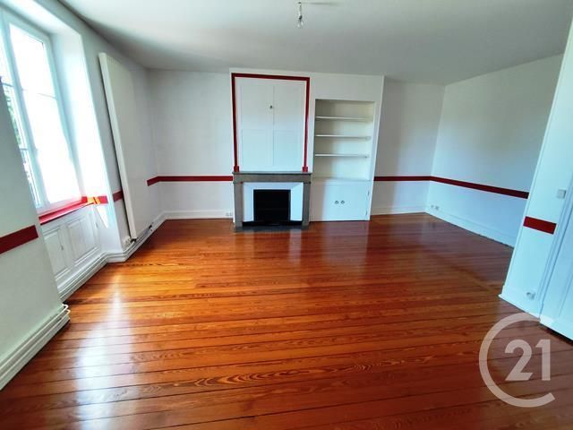 Appartement F4 à vendre - 4 pièces - 112.72 m2 - BOURG EN BRESSE - 01 - RHONE-ALPES - Century 21 Agence Immobilière Du Centre