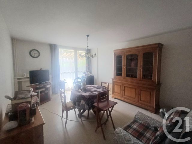 Appartement F3 à vendre - 3 pièces - 74.03 m2 - BOURG EN BRESSE - 01 - RHONE-ALPES - Century 21 Agence Immobilière Du Centre