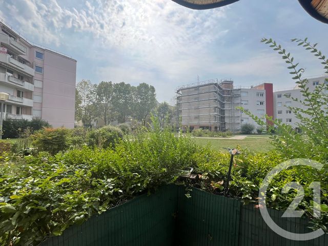 Appartement F3 à vendre - 3 pièces - 74.03 m2 - BOURG EN BRESSE - 01 - RHONE-ALPES - Century 21 Agence Immobilière Du Centre