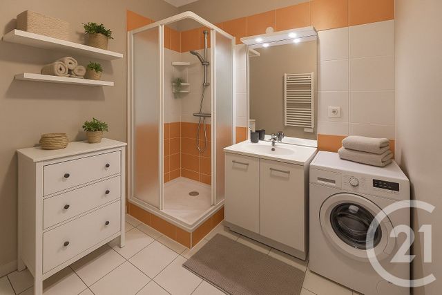 Appartement T3 à louer - 3 pièces - 74.22 m2 - BOURG EN BRESSE - 01 - RHONE-ALPES - Century 21 Agence Immobilière Du Centre