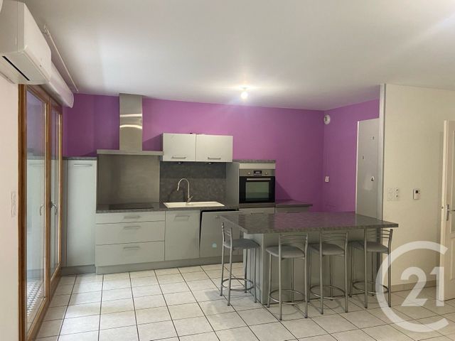 Appartement T3 à louer - 3 pièces - 74.22 m2 - BOURG EN BRESSE - 01 - RHONE-ALPES - Century 21 Agence Immobilière Du Centre