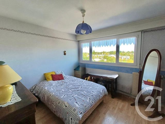 Appartement T3 à vendre - 3 pièces - 64.15 m2 - BOURG EN BRESSE - 01 - RHONE-ALPES - Century 21 Agence Immobilière Du Centre