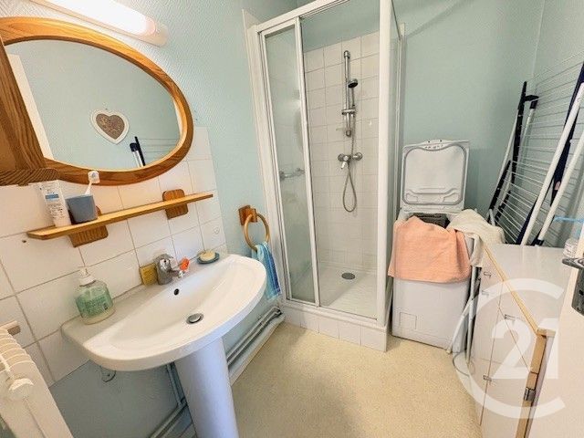 Appartement T3 à vendre - 3 pièces - 64.15 m2 - BOURG EN BRESSE - 01 - RHONE-ALPES - Century 21 Agence Immobilière Du Centre