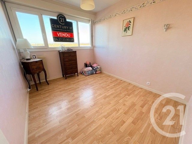 Appartement T3 à vendre - 3 pièces - 64.15 m2 - BOURG EN BRESSE - 01 - RHONE-ALPES - Century 21 Agence Immobilière Du Centre
