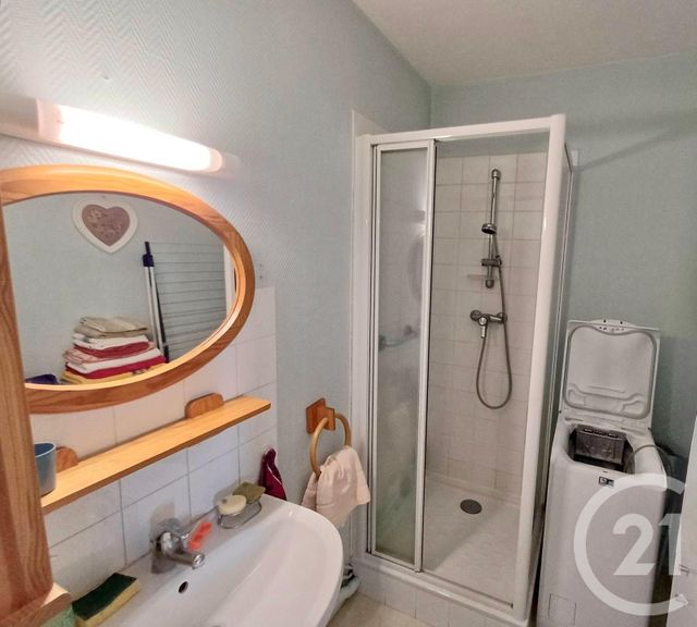 Appartement T3 à vendre - 3 pièces - 64.15 m2 - BOURG EN BRESSE - 01 - RHONE-ALPES - Century 21 Agence Immobilière Du Centre