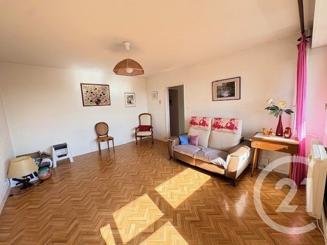 Appartement T3 à vendre - 3 pièces - 64.15 m2 - BOURG EN BRESSE - 01 - RHONE-ALPES - Century 21 Agence Immobilière Du Centre
