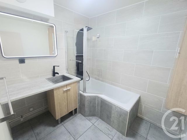 Appartement Duplex à vendre - 4 pièces - 85.0 m2 - BOURG EN BRESSE - 01 - RHONE-ALPES - Century 21 Agence Immobilière Du Centre