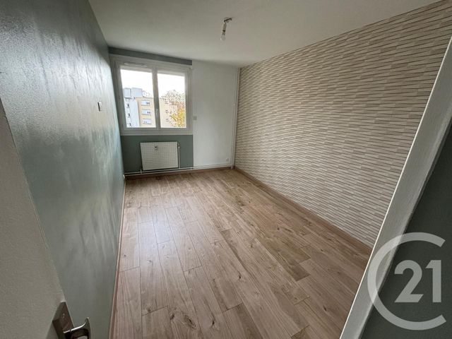 Appartement F4 à louer - 5 pièces - 102.4 m2 - BOURG EN BRESSE - 01 - RHONE-ALPES - Century 21 Agence Immobilière Du Centre