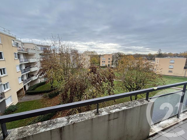 Appartement F4 à louer - 5 pièces - 102.4 m2 - BOURG EN BRESSE - 01 - RHONE-ALPES - Century 21 Agence Immobilière Du Centre