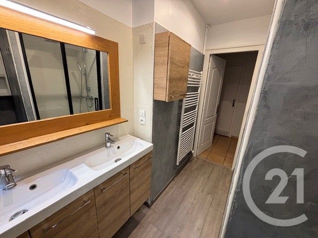 Appartement F3 à louer - 3 pièces - 73.49 m2 - BOURG EN BRESSE - 01 - RHONE-ALPES - Century 21 Agence Immobilière Du Centre