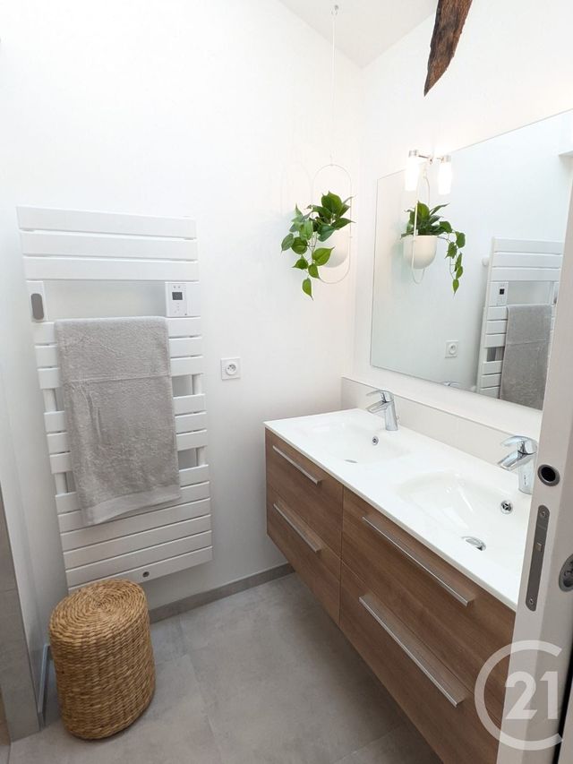 Appartement F3 à vendre - 3 pièces - 54.75 m2 - BOURG EN BRESSE - 01 - RHONE-ALPES - Century 21 Agence Immobilière Du Centre