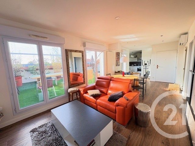 Appartement F3 à vendre - 3 pièces - 70.0 m2 - BOURG EN BRESSE - 01 - RHONE-ALPES - Century 21 Agence Immobilière Du Centre