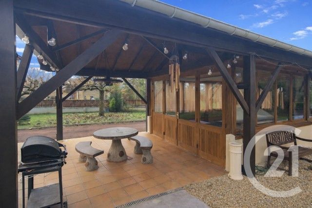 maison à vendre - 6 pièces - 218.0 m2 - ST MARTIN DU MONT - 01 - RHONE-ALPES - Century 21 Agence Immobilière Du Centre