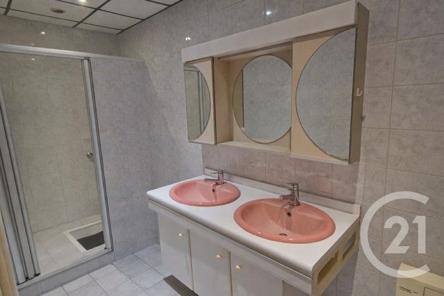 maison à vendre - 6 pièces - 218.0 m2 - ST MARTIN DU MONT - 01 - RHONE-ALPES - Century 21 Agence Immobilière Du Centre