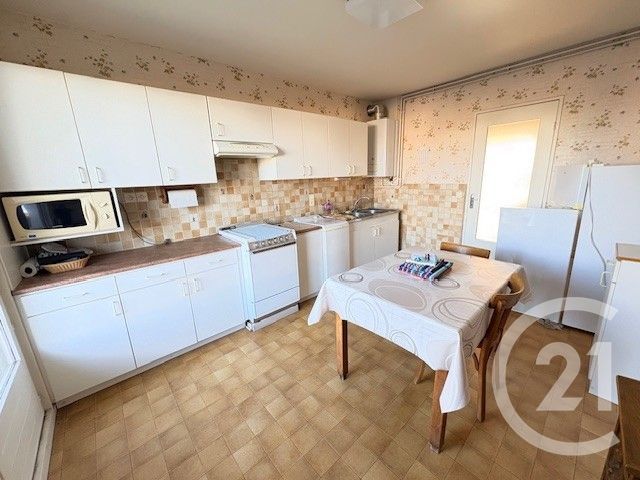Appartement T4 à vendre - 4 pièces - 83.82 m2 - PERONNAS - 01 - RHONE-ALPES - Century 21 Agence Immobilière Du Centre