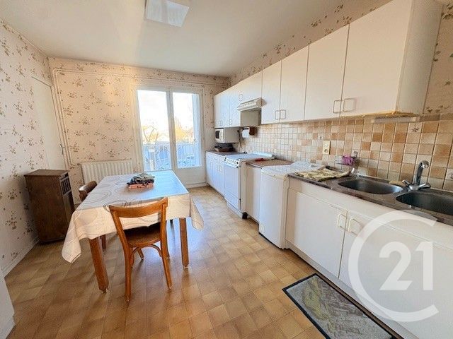 Appartement T4 à vendre - 4 pièces - 83.82 m2 - PERONNAS - 01 - RHONE-ALPES - Century 21 Agence Immobilière Du Centre
