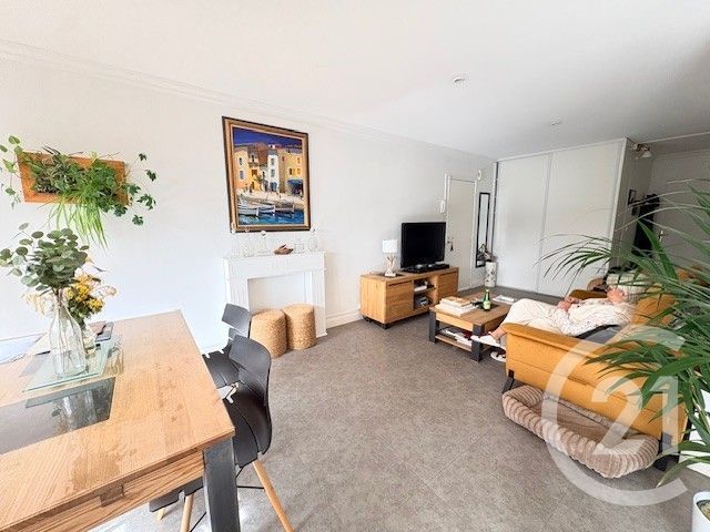 Appartement T3 à vendre - 3 pièces - 74.0 m2 - BOURG EN BRESSE - 01 - RHONE-ALPES - Century 21 Agence Immobilière Du Centre