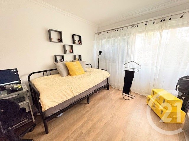 Appartement T3 à vendre - 3 pièces - 74.0 m2 - BOURG EN BRESSE - 01 - RHONE-ALPES - Century 21 Agence Immobilière Du Centre