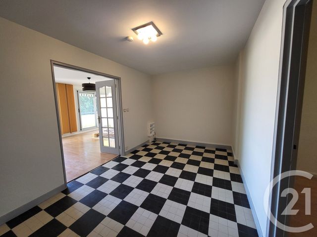 Appartement F2 à vendre - 2 pièces - 61.77 m2 - BOURG EN BRESSE - 01 - RHONE-ALPES - Century 21 Agence Immobilière Du Centre