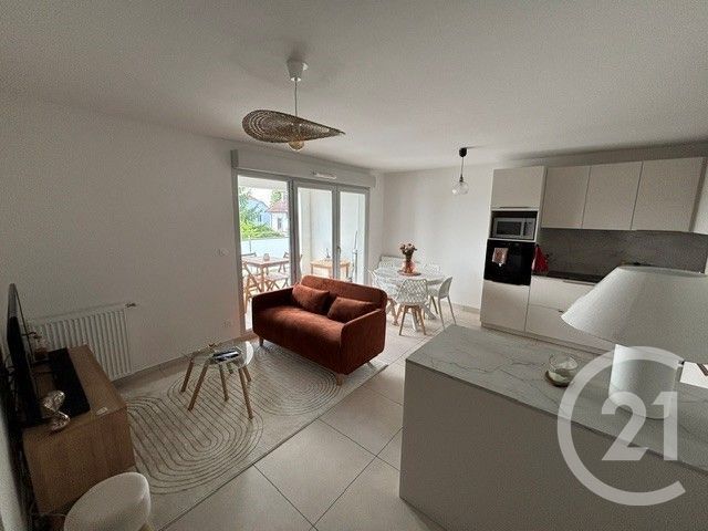Appartement T3 à louer - 3 pièces - 59.66 m2 - BOURG EN BRESSE - 01 - RHONE-ALPES - Century 21 Agence Immobilière Du Centre
