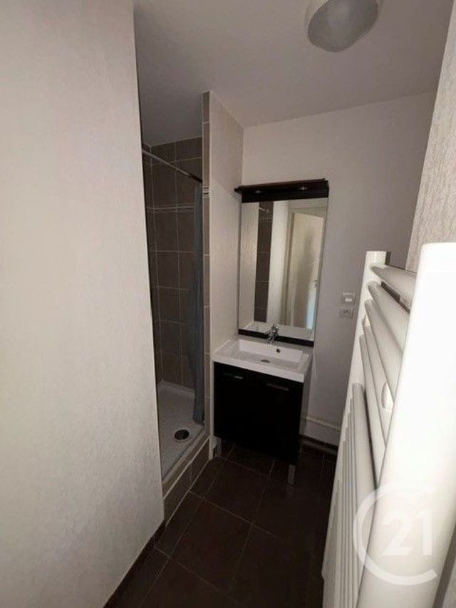 Appartement Studio à louer - 1 pièce - 18.0 m2 - BOURG EN BRESSE - 01 - RHONE-ALPES - Century 21 Agence Immobilière Du Centre