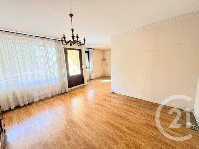 Appartement T4 à vendre - 4 pièces - 76.59 m2 - BOURG EN BRESSE - 01 - RHONE-ALPES - Century 21 Agence Immobilière Du Centre