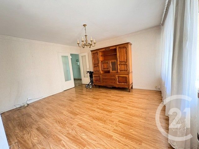 Appartement T4 à vendre - 4 pièces - 76.59 m2 - BOURG EN BRESSE - 01 - RHONE-ALPES - Century 21 Agence Immobilière Du Centre