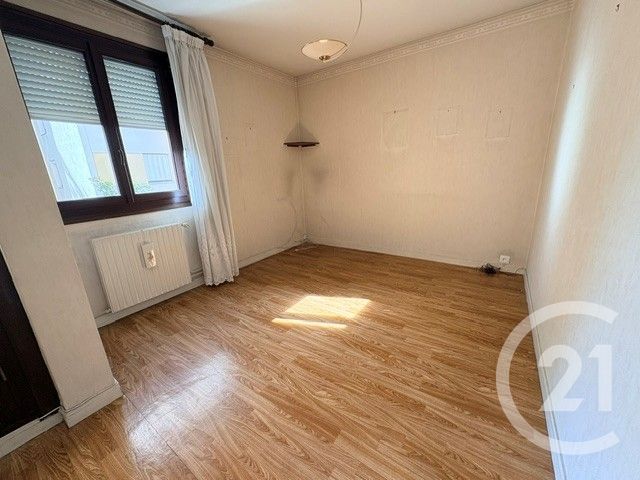 Appartement T4 à vendre - 4 pièces - 76.59 m2 - BOURG EN BRESSE - 01 - RHONE-ALPES - Century 21 Agence Immobilière Du Centre
