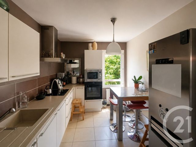 Appartement T3 à vendre - 3 pièces - 64.79 m2 - BOURG EN BRESSE - 01 - RHONE-ALPES - Century 21 Agence Immobilière Du Centre